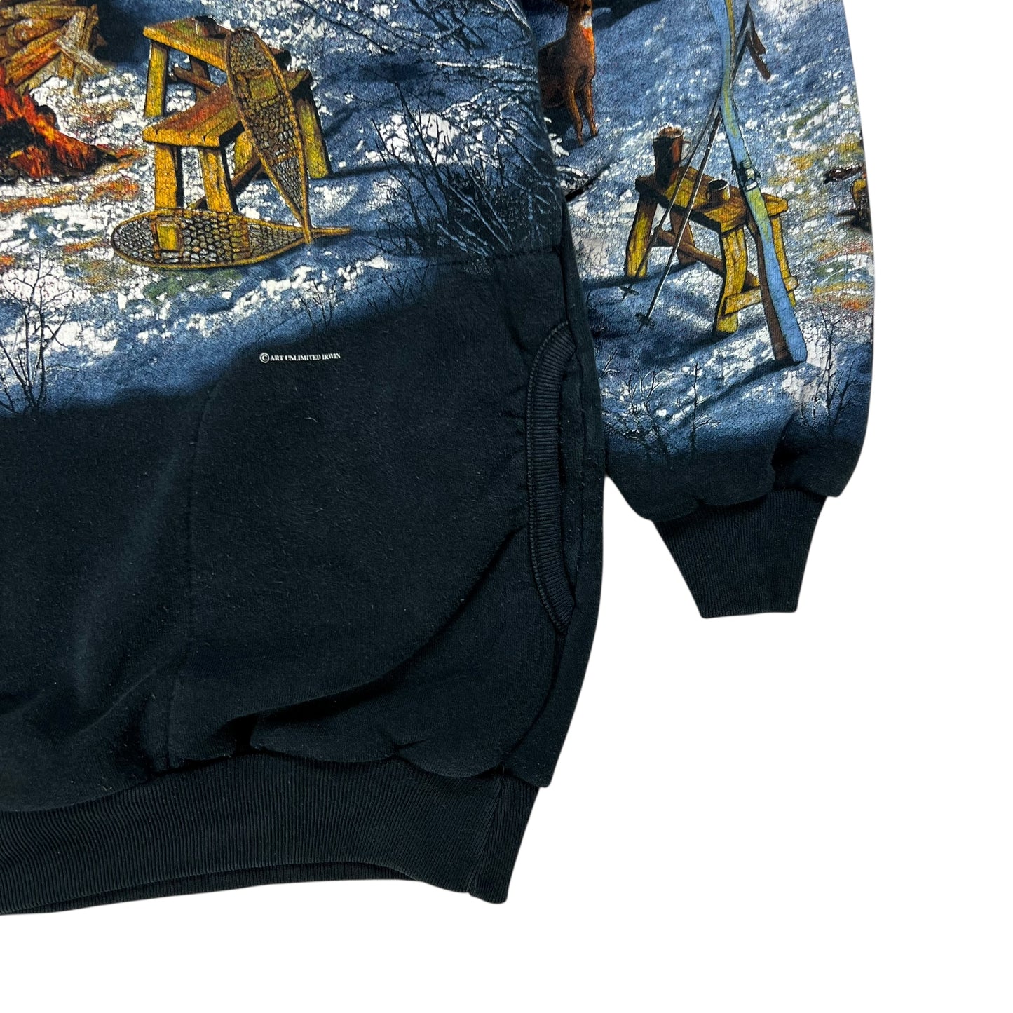 Vintage 90s Winter Camping Cabin scene all over print crewneck (L)