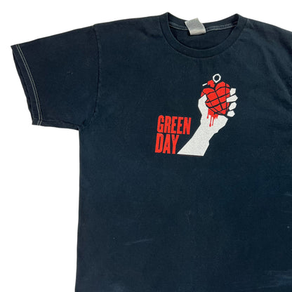 Vintage 2004 Green Day American Idiot tour band tee (L)