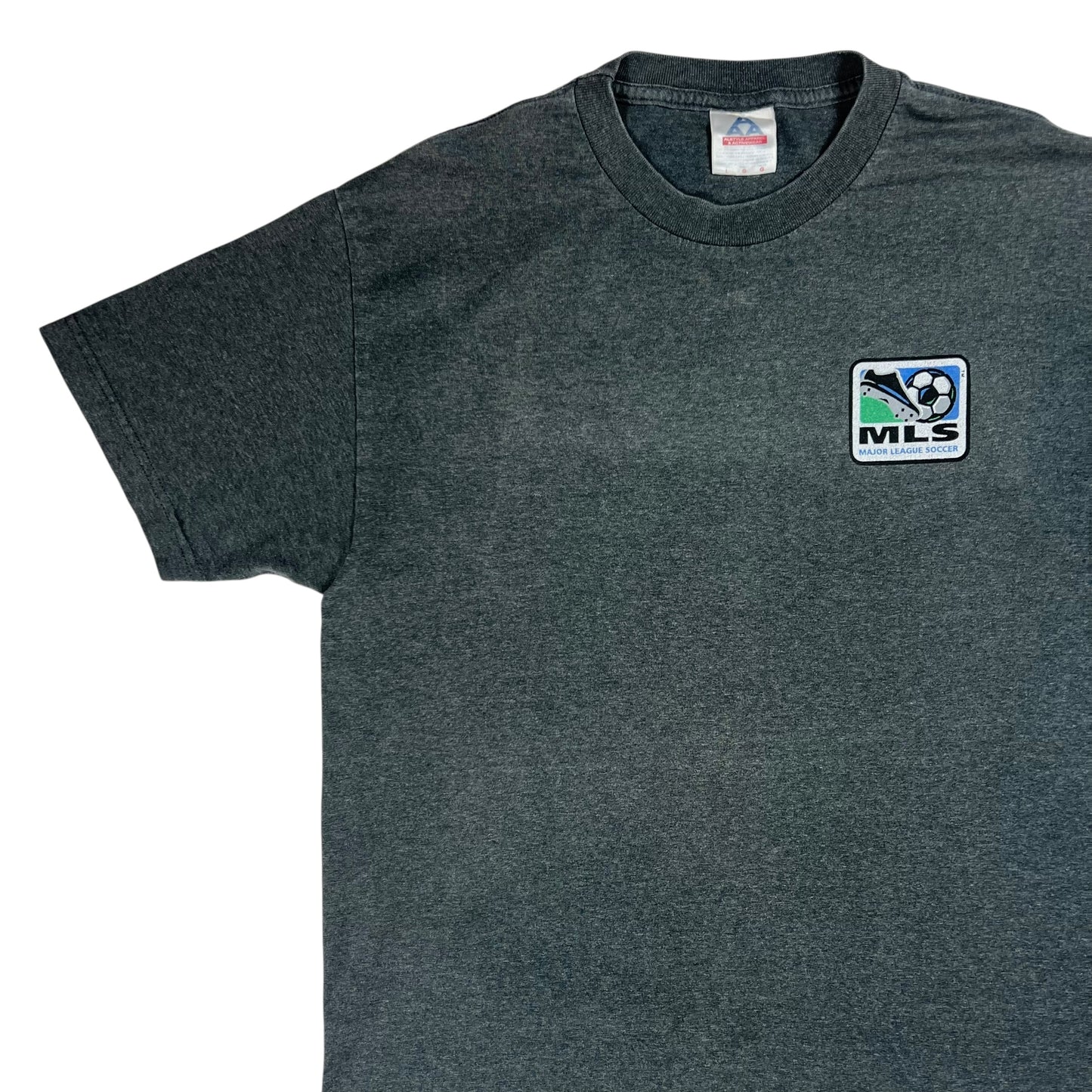 Vintage 2001 Major League Soccer Cup MLS tee (L)