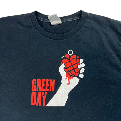 Vintage 2004 Green Day American Idiot tour band tee (L)