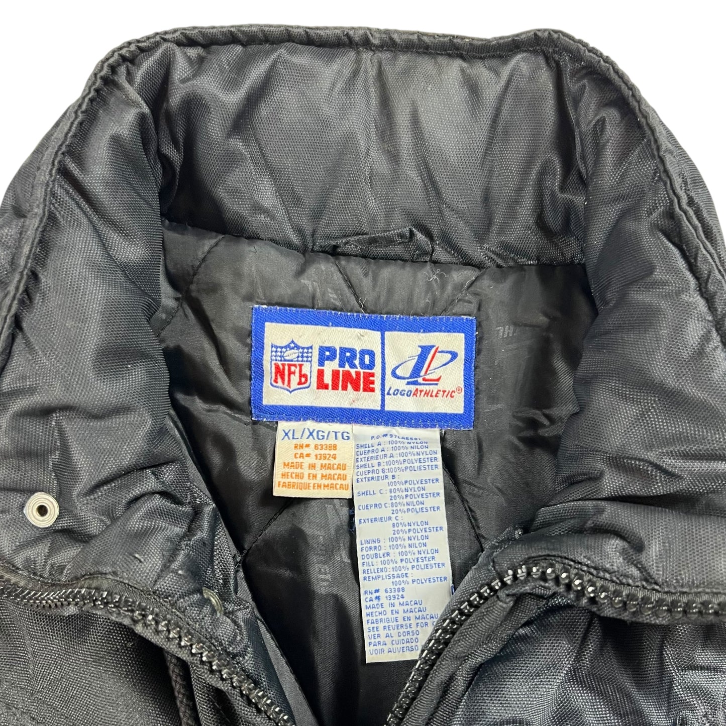 Vintage 90s Logo Athletic Pittsburgh Steelers puffer jacket (XL)