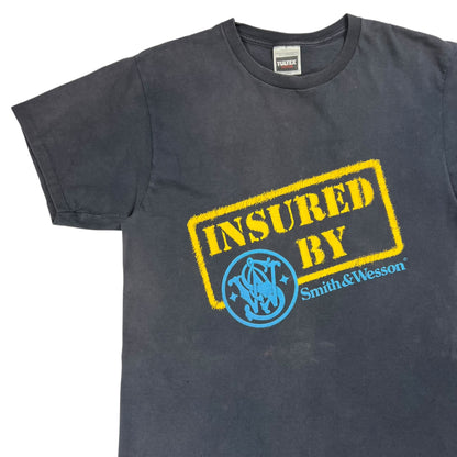 Vintage 90s Insured By Smith & Wesson faded gun tee (L)