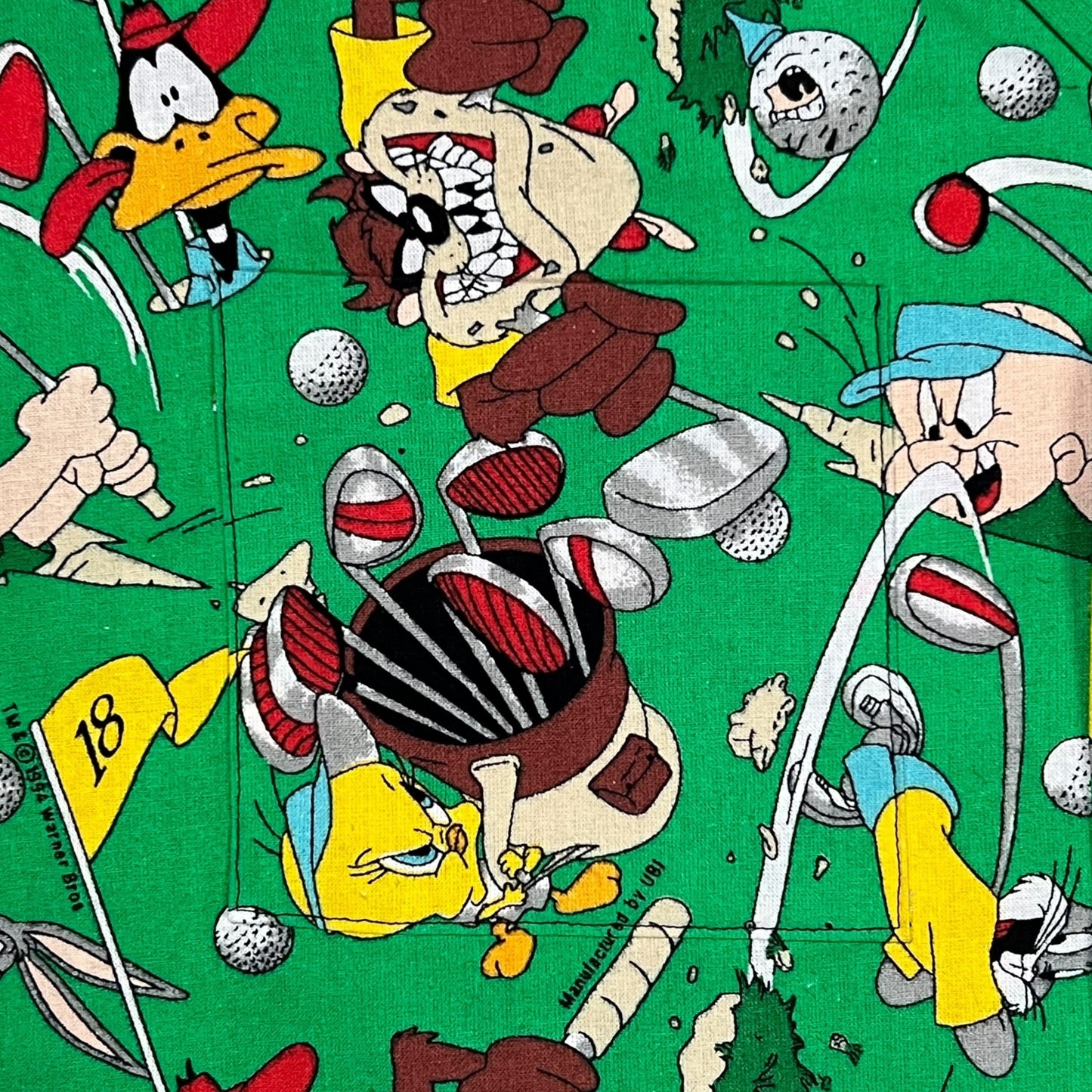 Vintage 1994 Looney Tunes Golf all over print Hawaiian shirt (L)