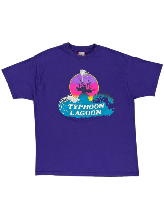 Vintage 90s Disney Typhoon Lagoon tee (XL)