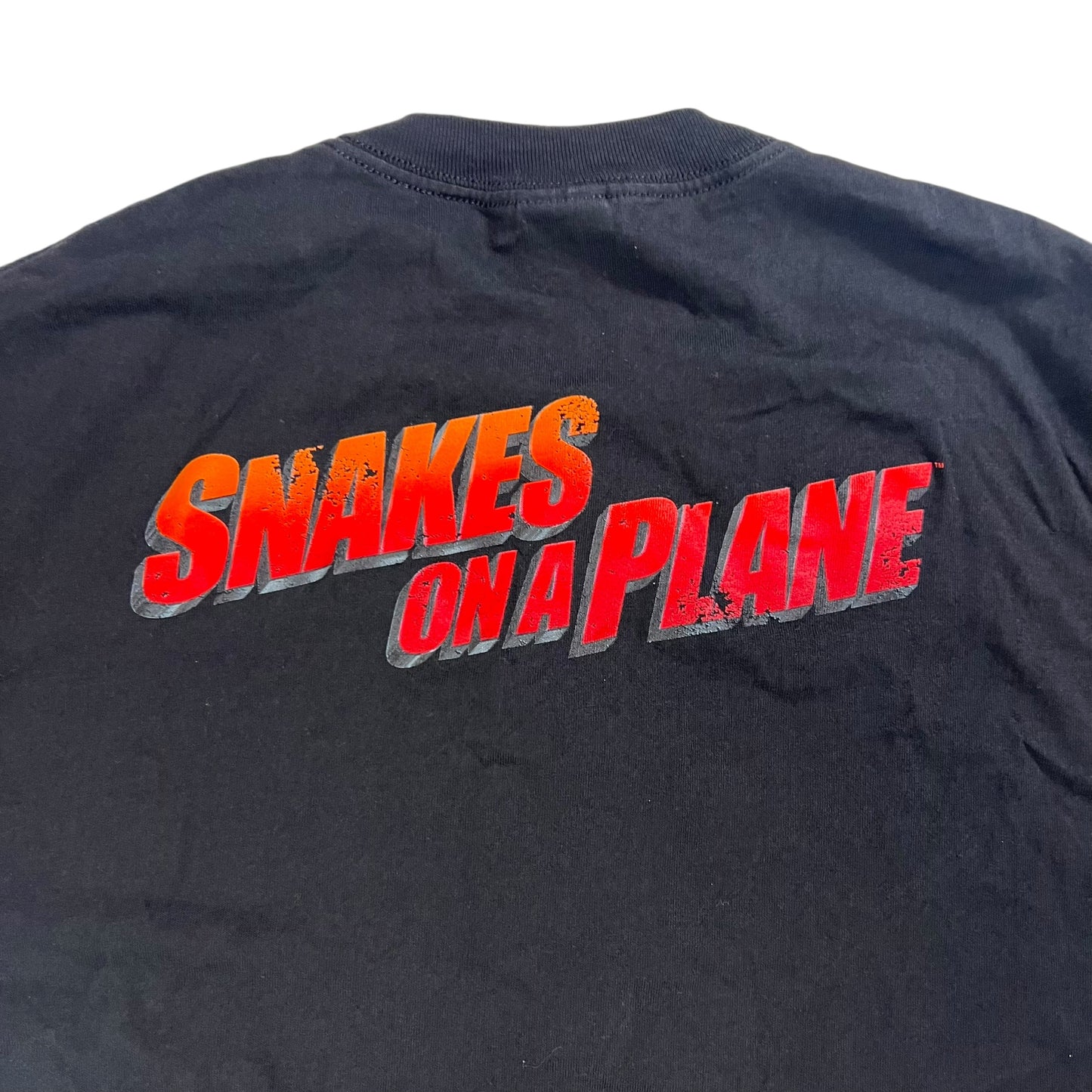 Vintage 2007 Snakes on a Plane Samuel L Jackson movie tee (L)