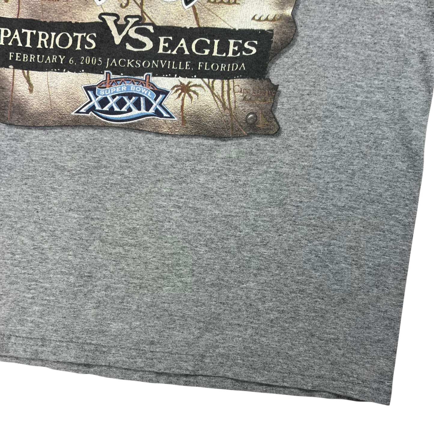 Vintage 2005 New England Patriots Philadelphia Eagles Super Bowl XXXIX tee (L)
