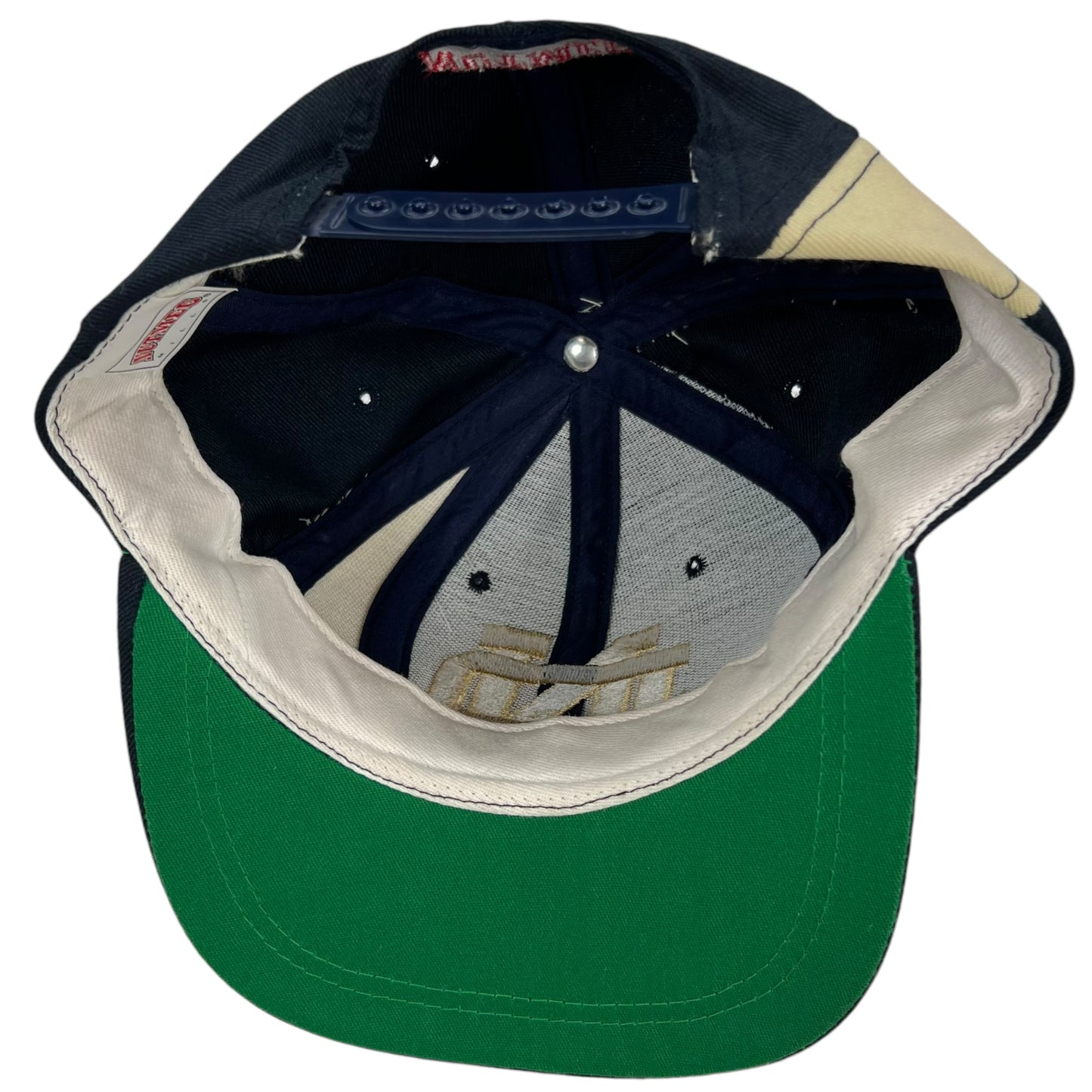 Vintage 90s Nutmeg Notre Dame Fighting Irish brim script SnapBack