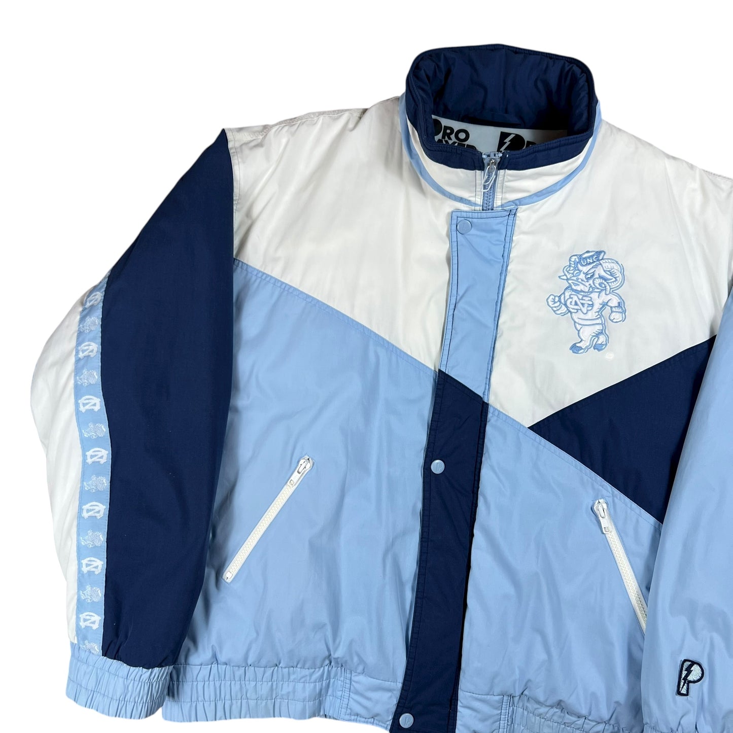 Vintage 90s Pro Player North Carolina Tar Heels UNC puffer jacket (L)