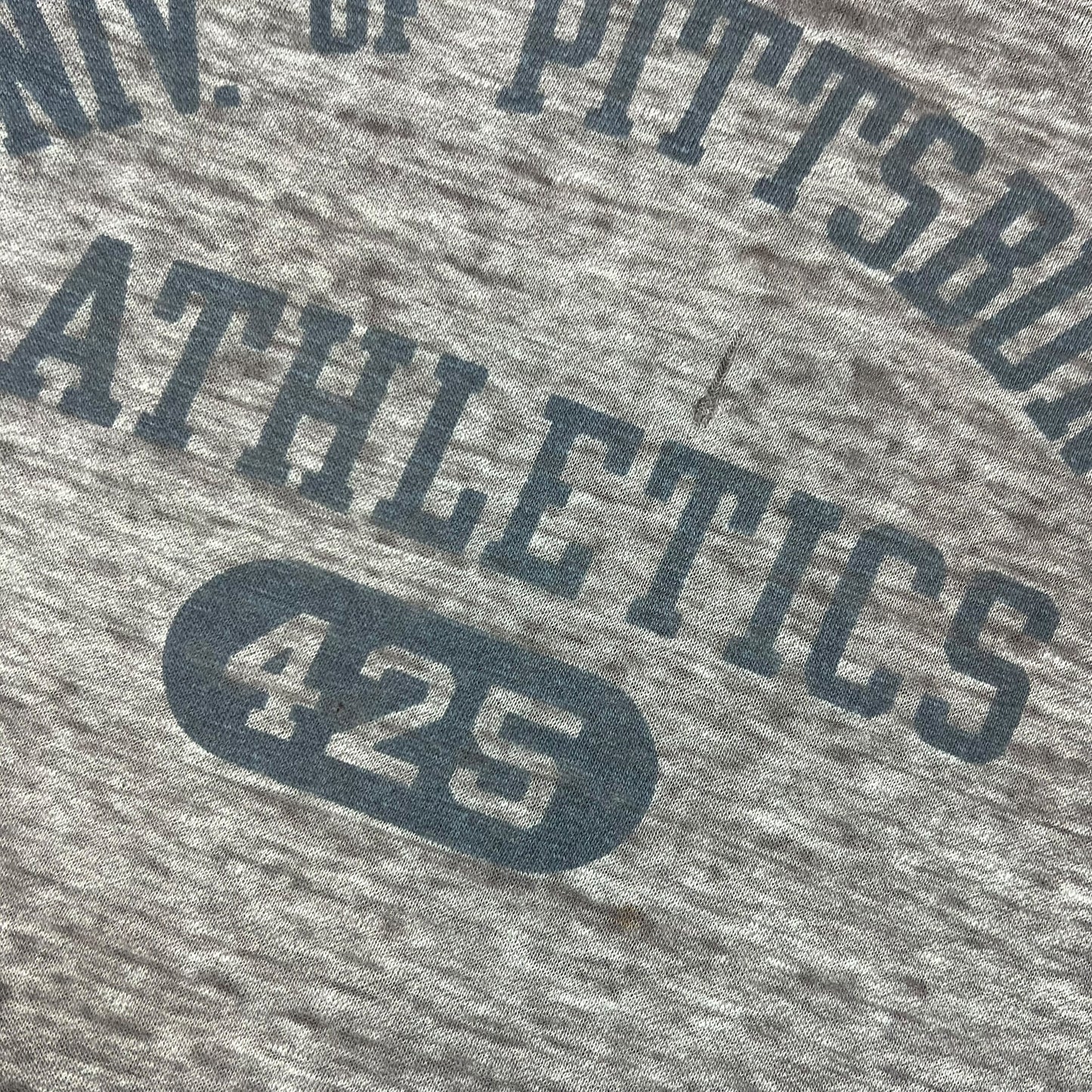 Vintage 80s Champion University of Pittsburgh Pitt Athletics thread bare tee (L)