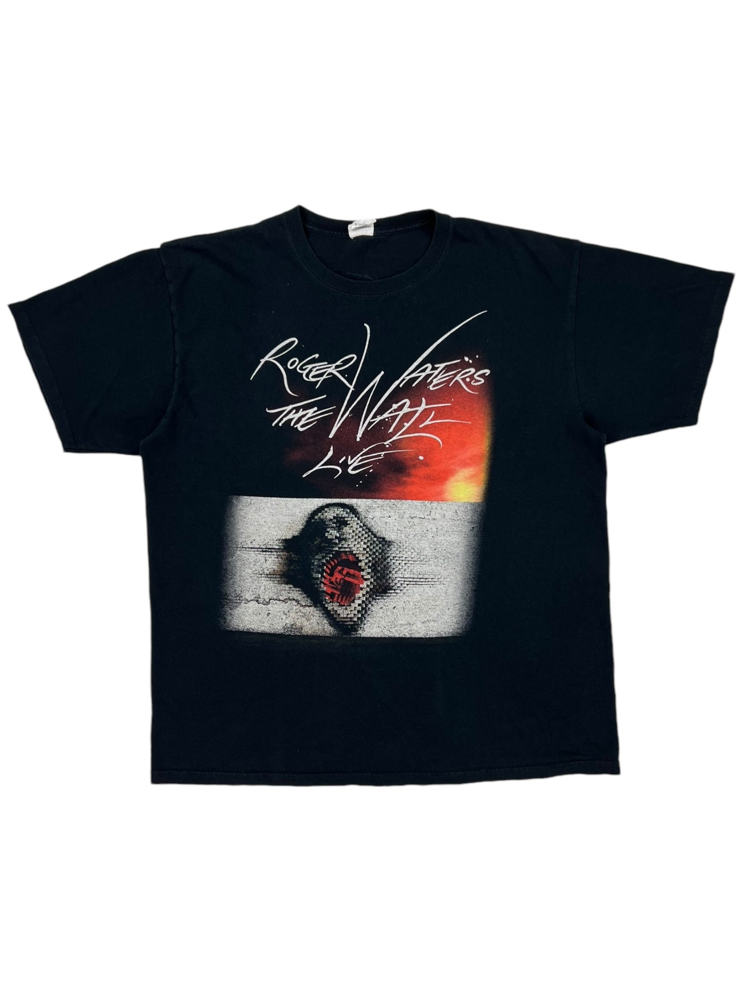 2012 Roger Waters The Wall tour Pink Floyd tee (XL)