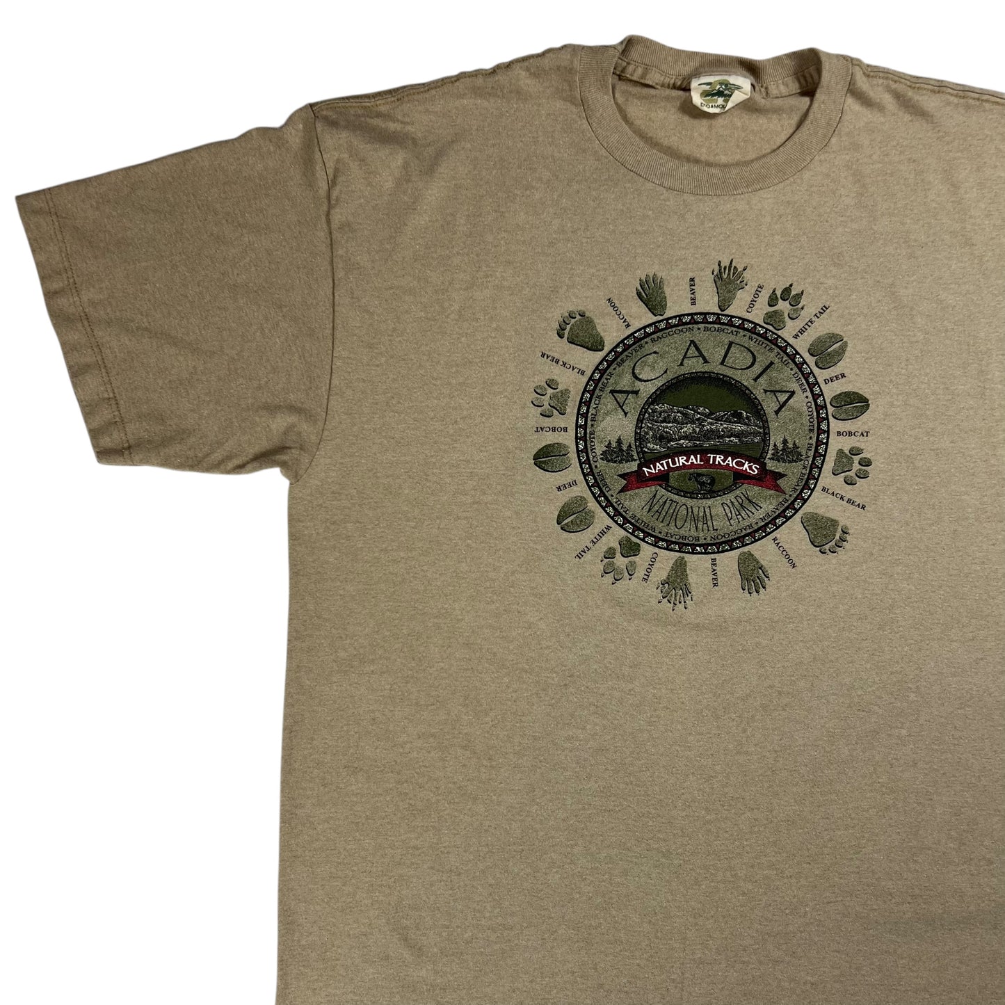 Vintage 90s Acadia National Park animal tracks tee (XL)