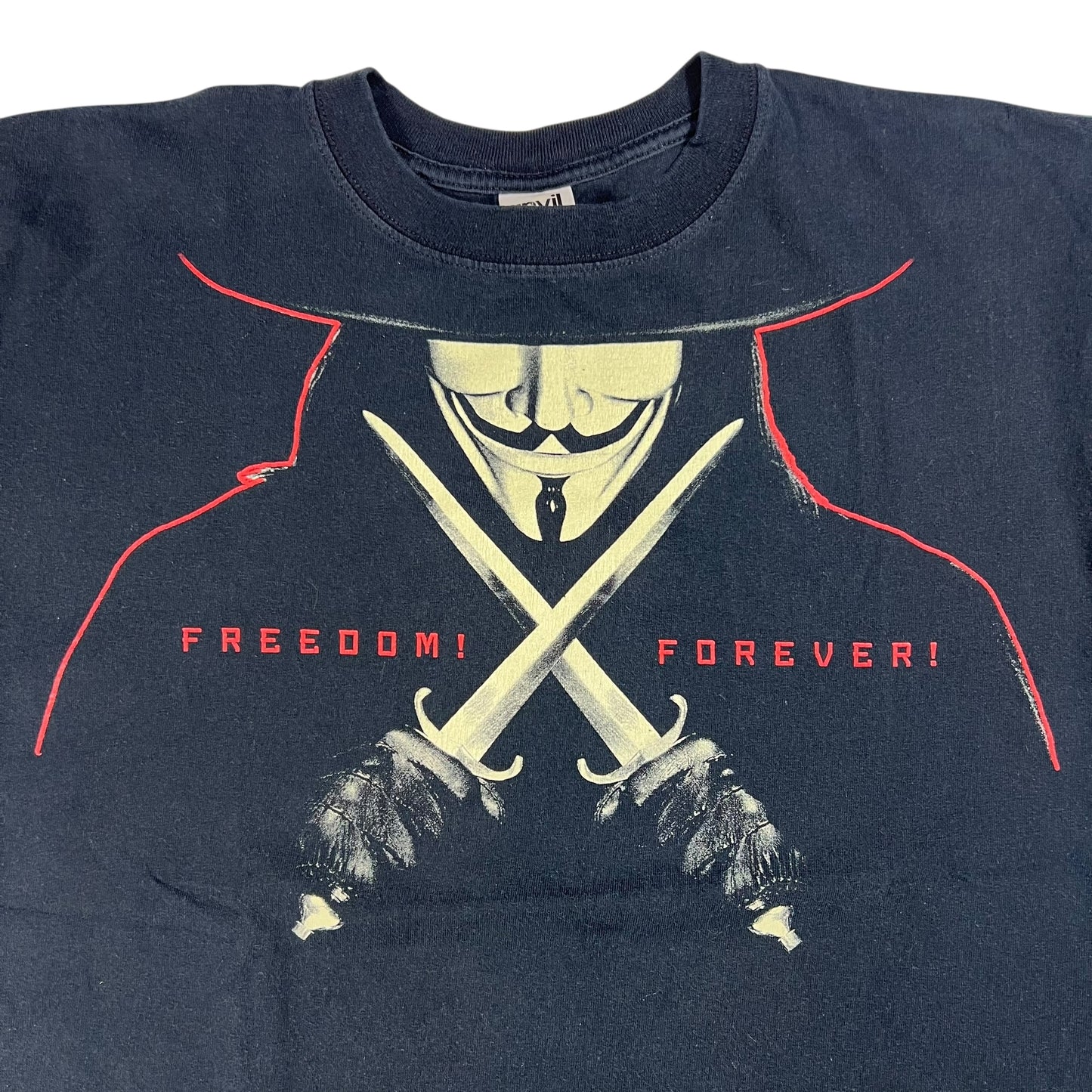 Vintage 2005 V for Vendetta Freedom Forever Guy Faux DC comics tee (L)