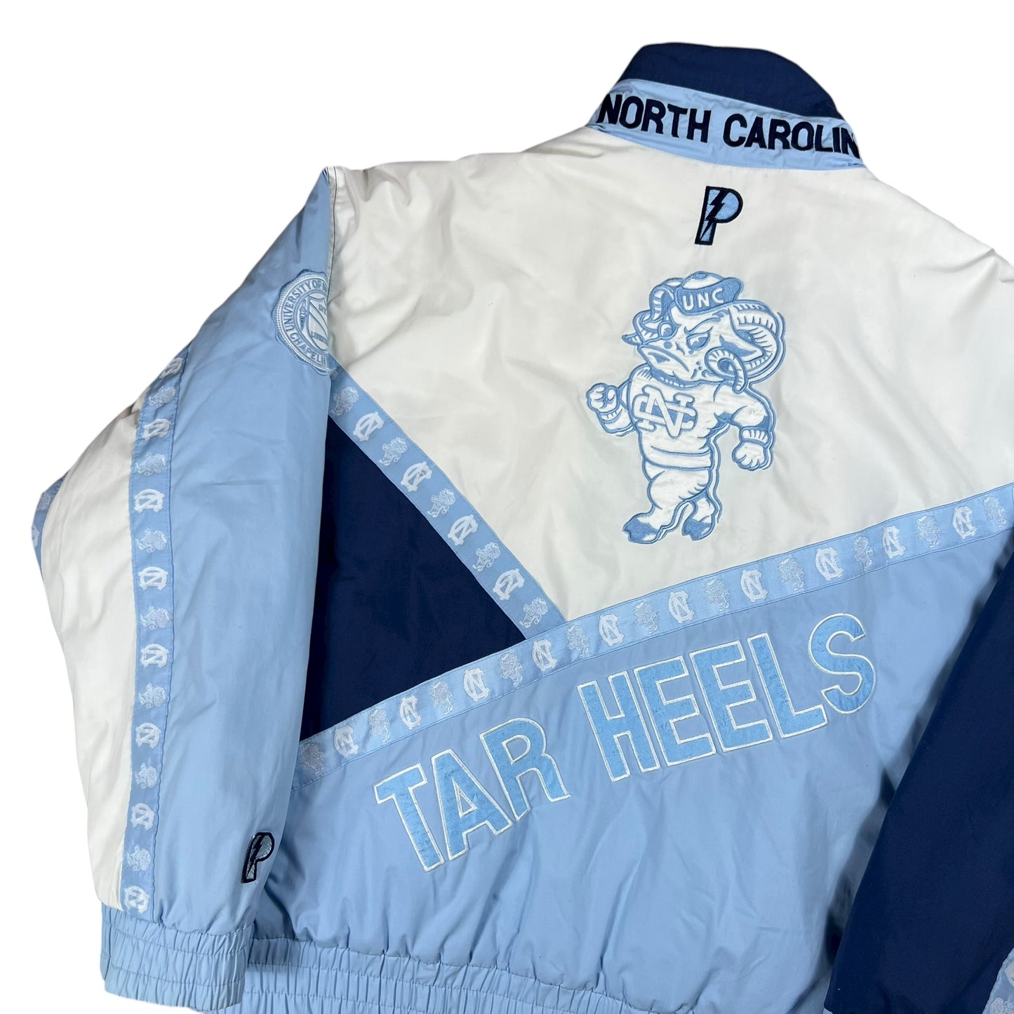Vintage 90s Pro Player North Carolina Tar Heels UNC puffer jacket (L)