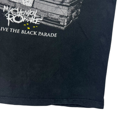 Vintage Y2K My Chemical Romance The Black Parade is Dead! Band tee (S)