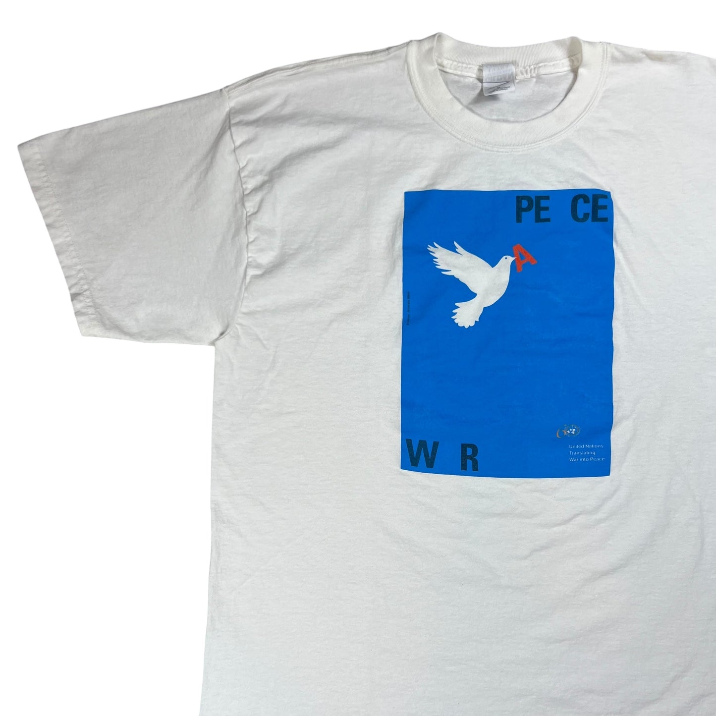 Vintage Y2K PEACE vs WAR Dove United Nations art tee (XL)