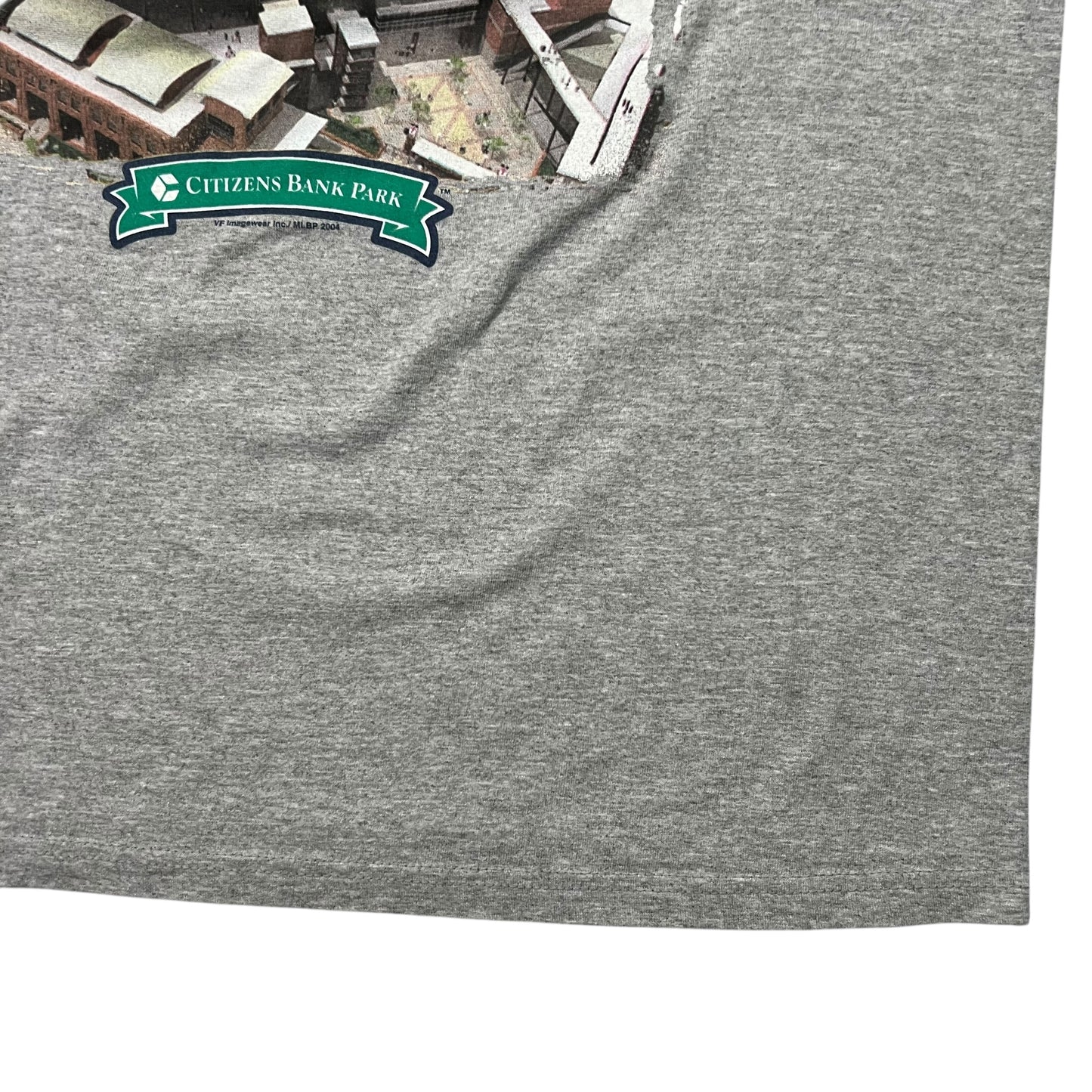 Vintage 2004 Philadelphia Phillies Citizens Bank Park tee (L)