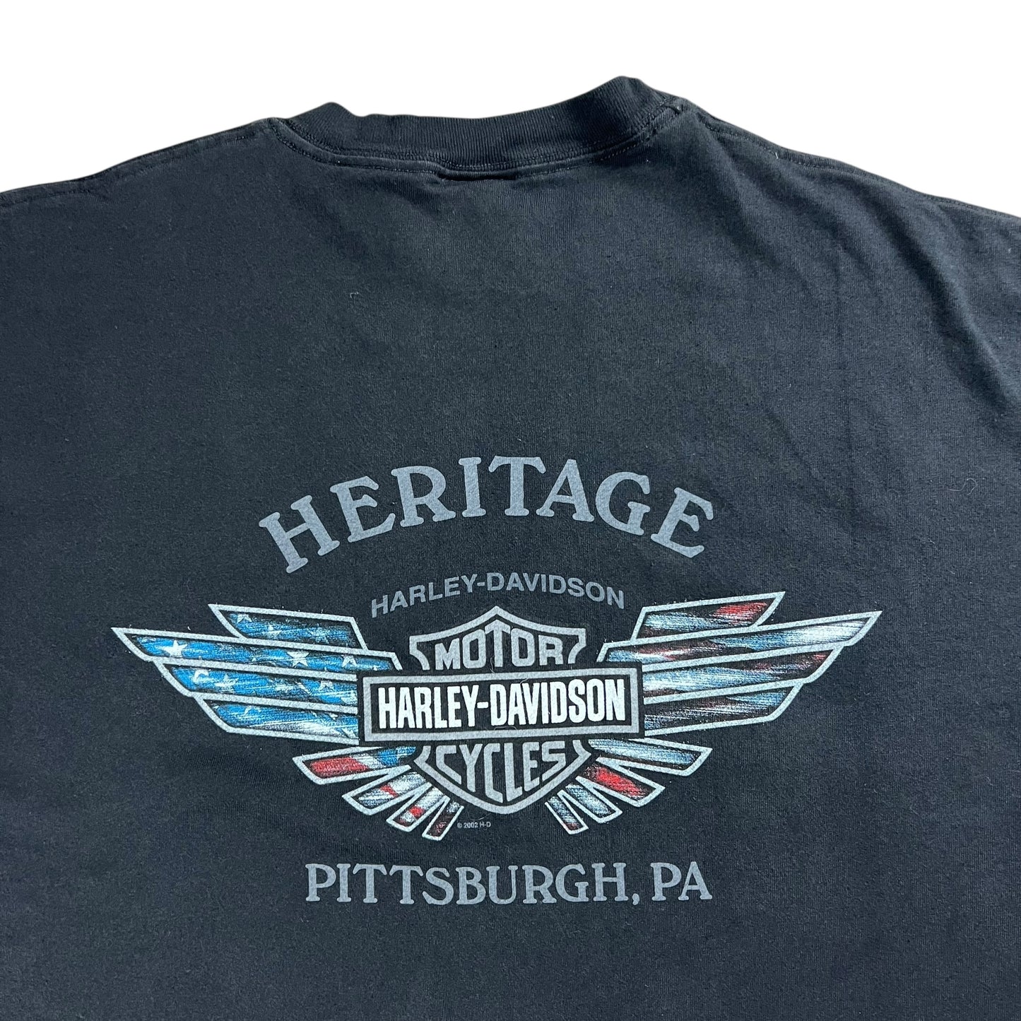 Vintage 2002 Harley Davidson Motorcycles American flag tee (XL)