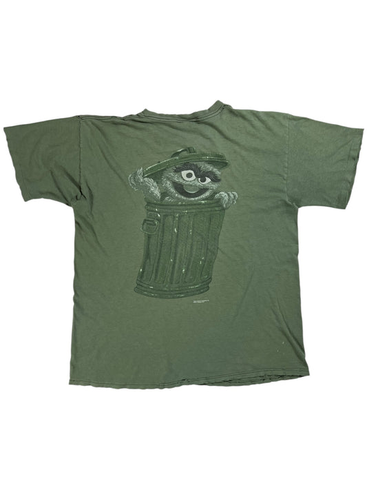Vintage 90s Sesame Street Oscar The Grouch distressed tee (L)