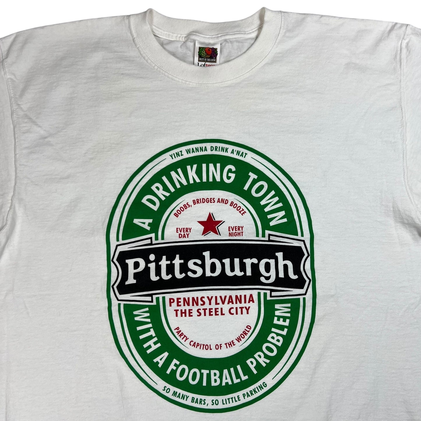 Vintage 90s Pittsburgh A Drinking Town with a football problem Heineken parody tee (XL)