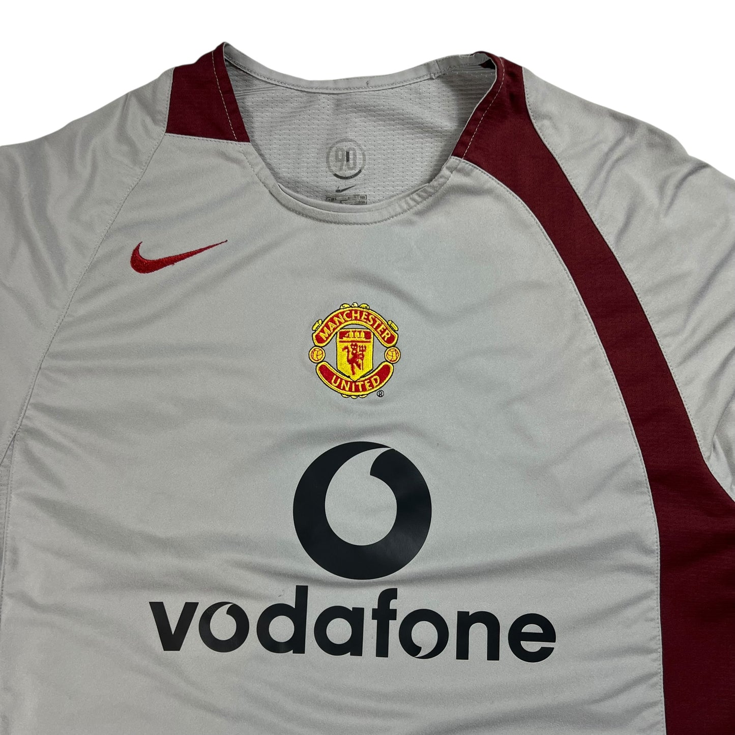 Vintage 2004-05 Nike Manchester United Vodafone soccer jersey (L)
