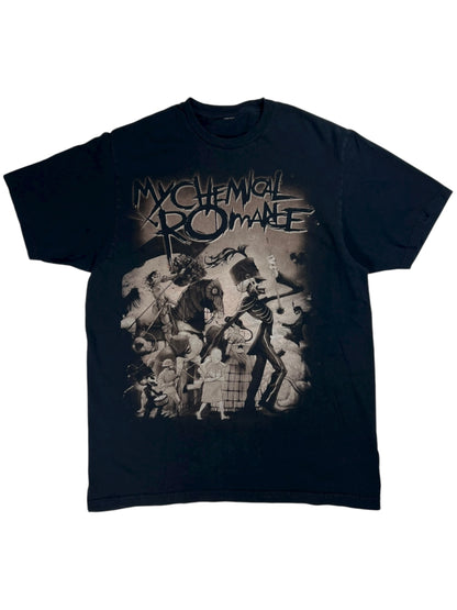 Vintage Y2K My Chemical Romance The Black Parade band tee (S)