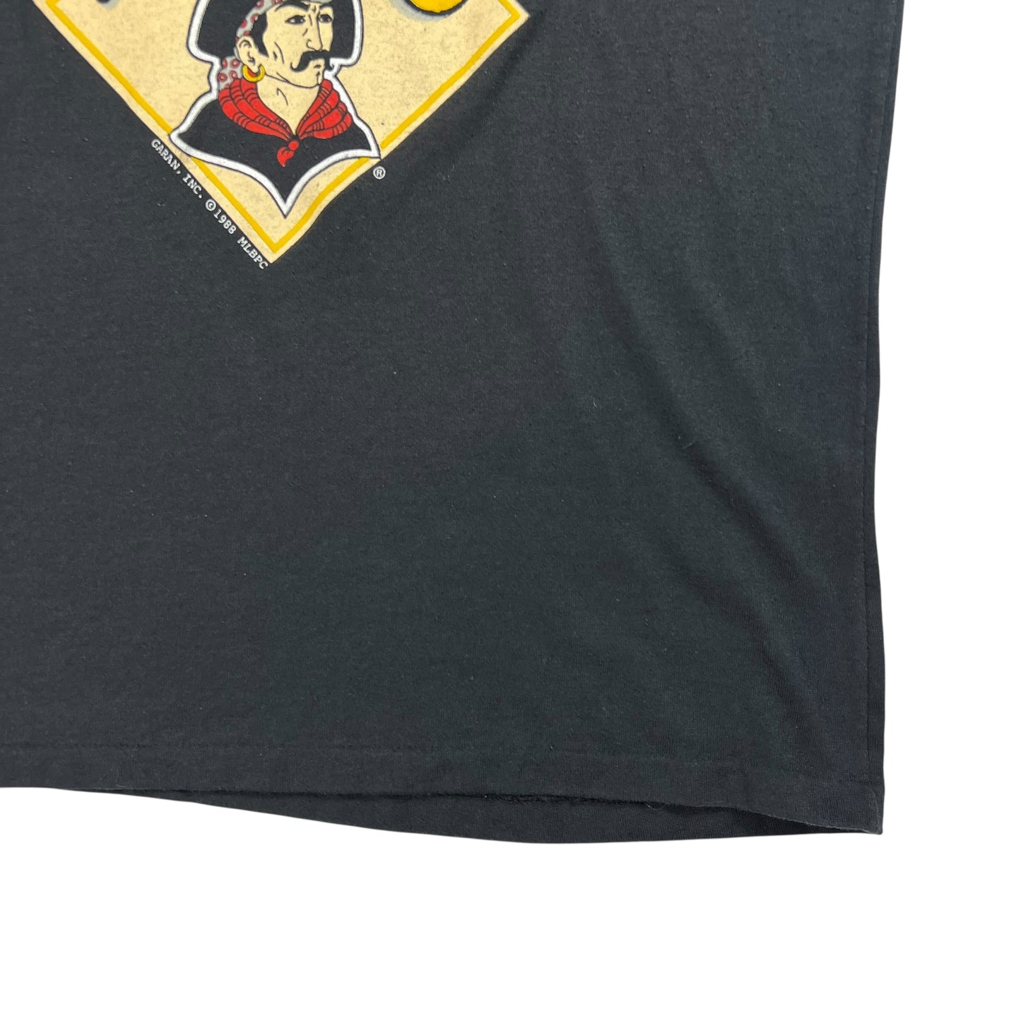 Vintage 1988 Pittsburgh Pirates old logo tee (M)