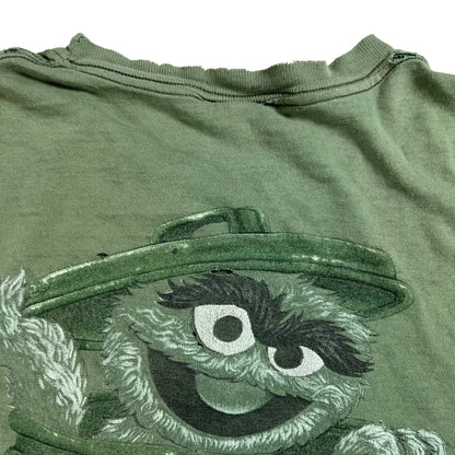 Vintage 90s Sesame Street Oscar The Grouch distressed tee (L)