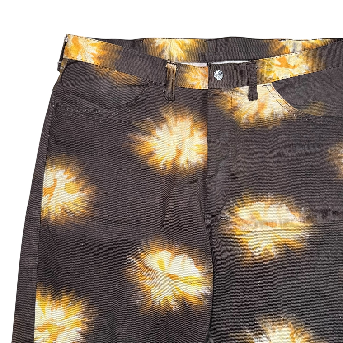 Vintage 1970s Hippie psychedelic cut off shorts (34)