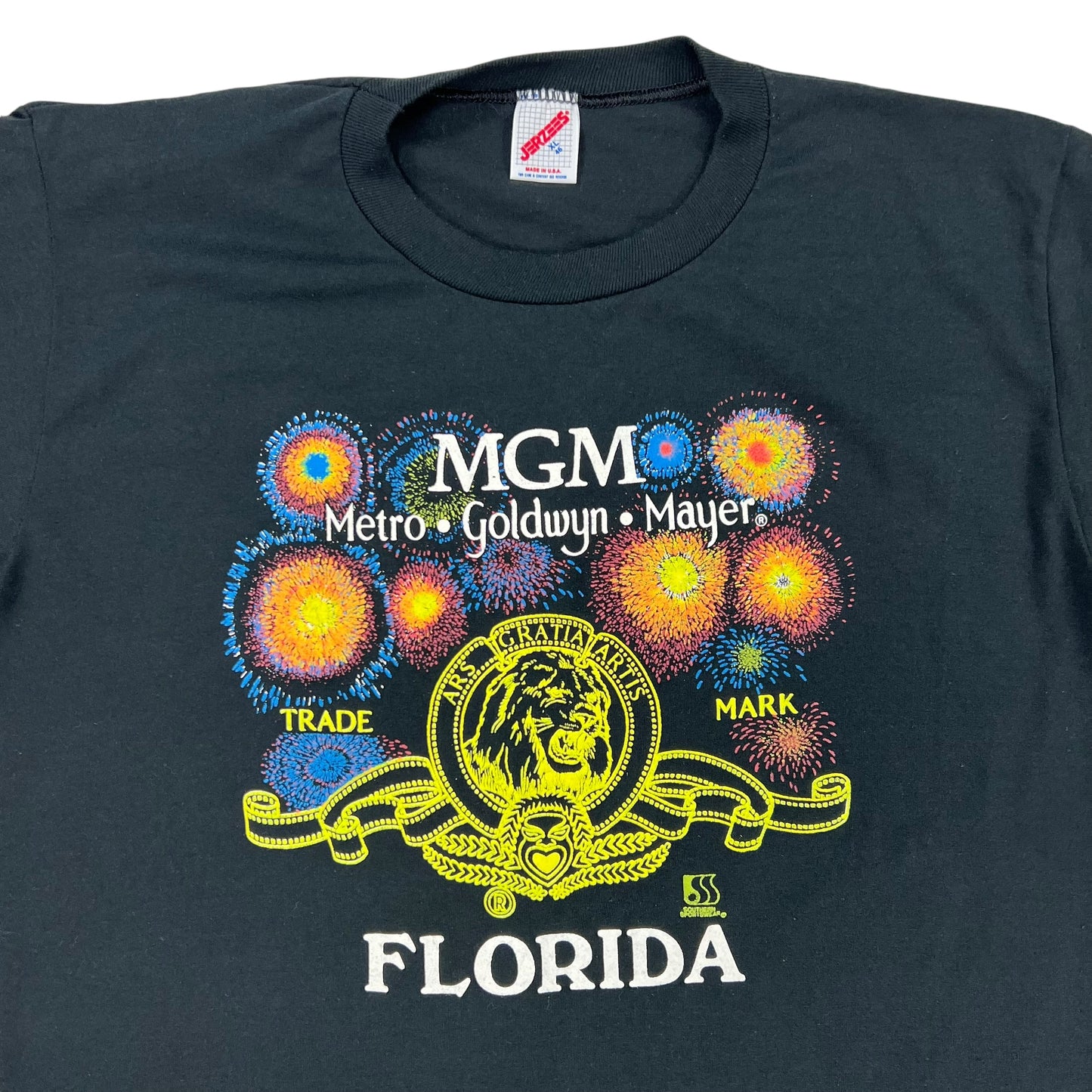 Vintage 90s MGM Metro Goldwyn Meyer Lion tee (L)