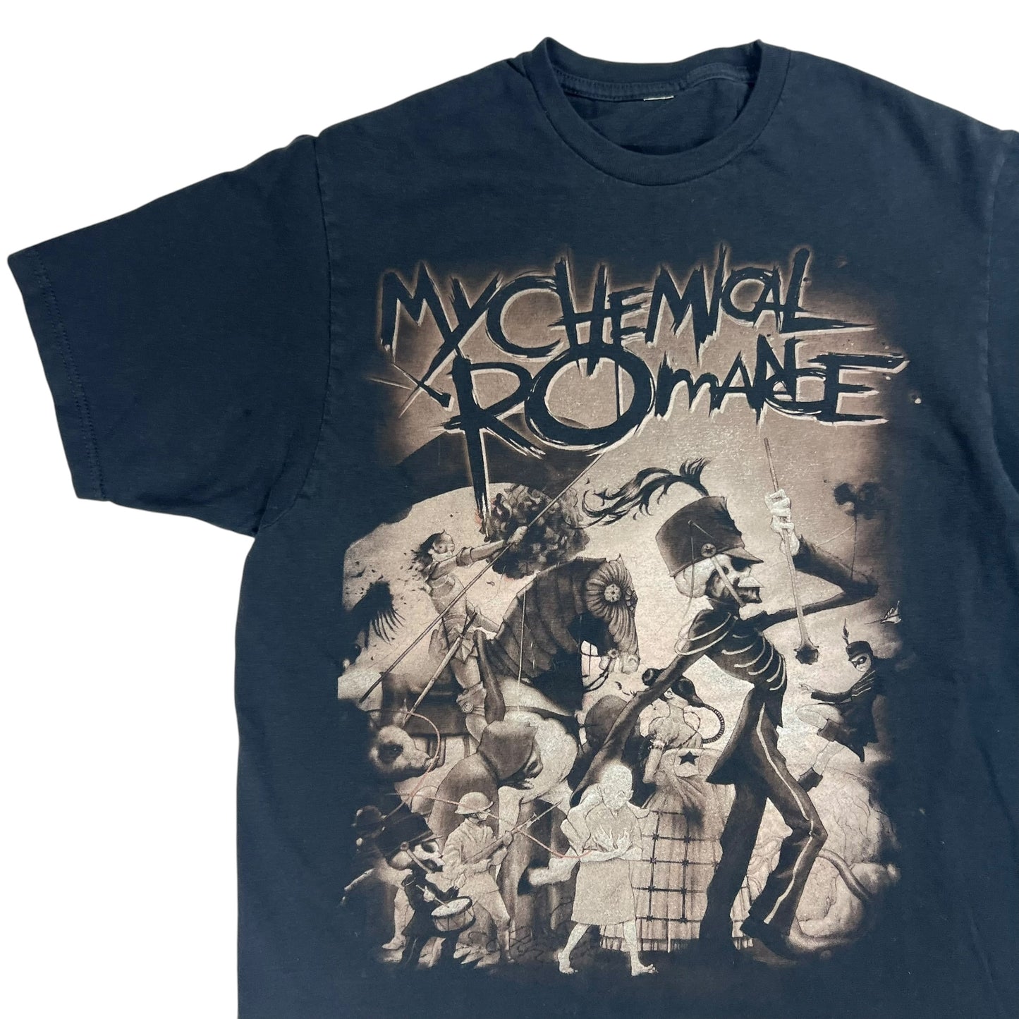 Vintage Y2K My Chemical Romance The Black Parade band tee (S)