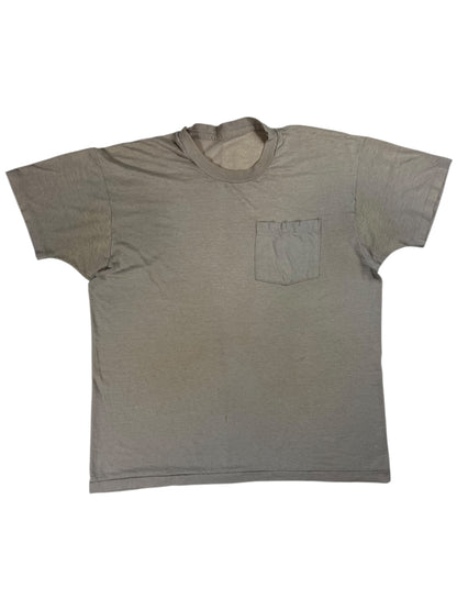 Vintage 80s single stitch selvedge beige faded pocket tee (L)