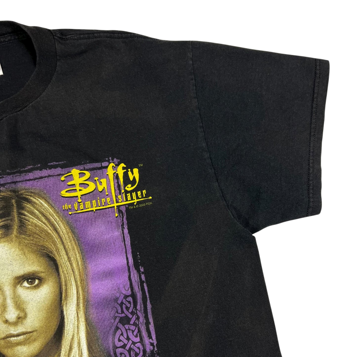 Vintage 2000 Buffy The Vampire Slayer faded tee (L)