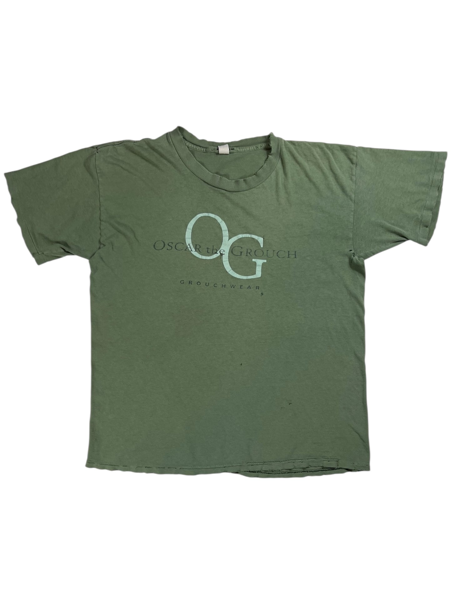 Vintage 90s Sesame Street Oscar The Grouch distressed tee (L)