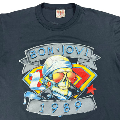 Vintage 1989 Jon Bon Jovi “We’re Back Kickin’ Ass” band tee (M)