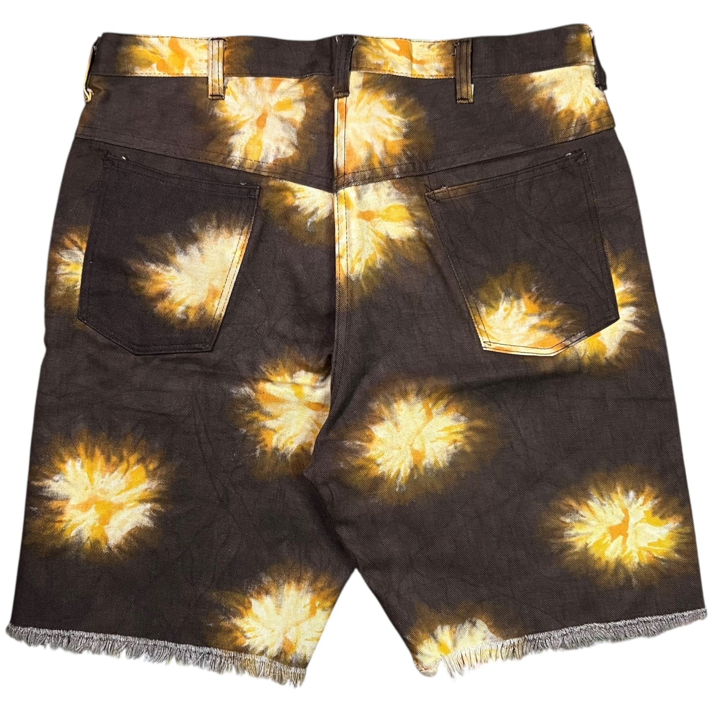 Vintage 1970s Hippie psychedelic cut off shorts (34)