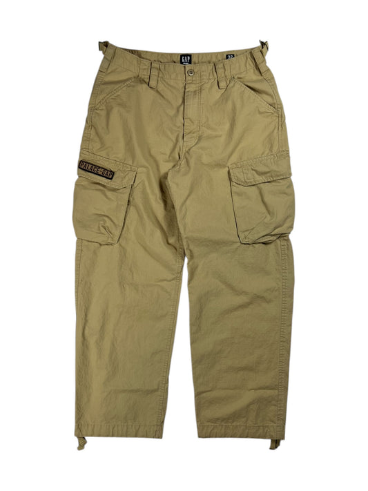 2024 GAP Palace cargo khaki paratrooper style pants (32x28)