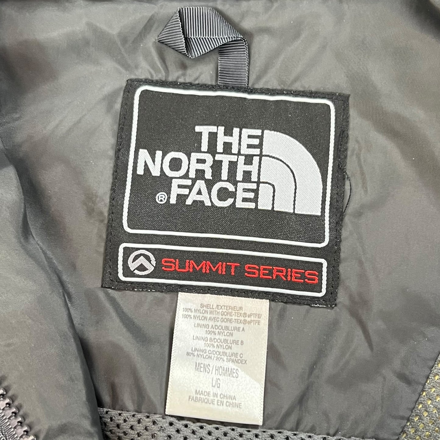 Vintage Y2K The North Face Summit Series Gore Tex shell jacket (L)