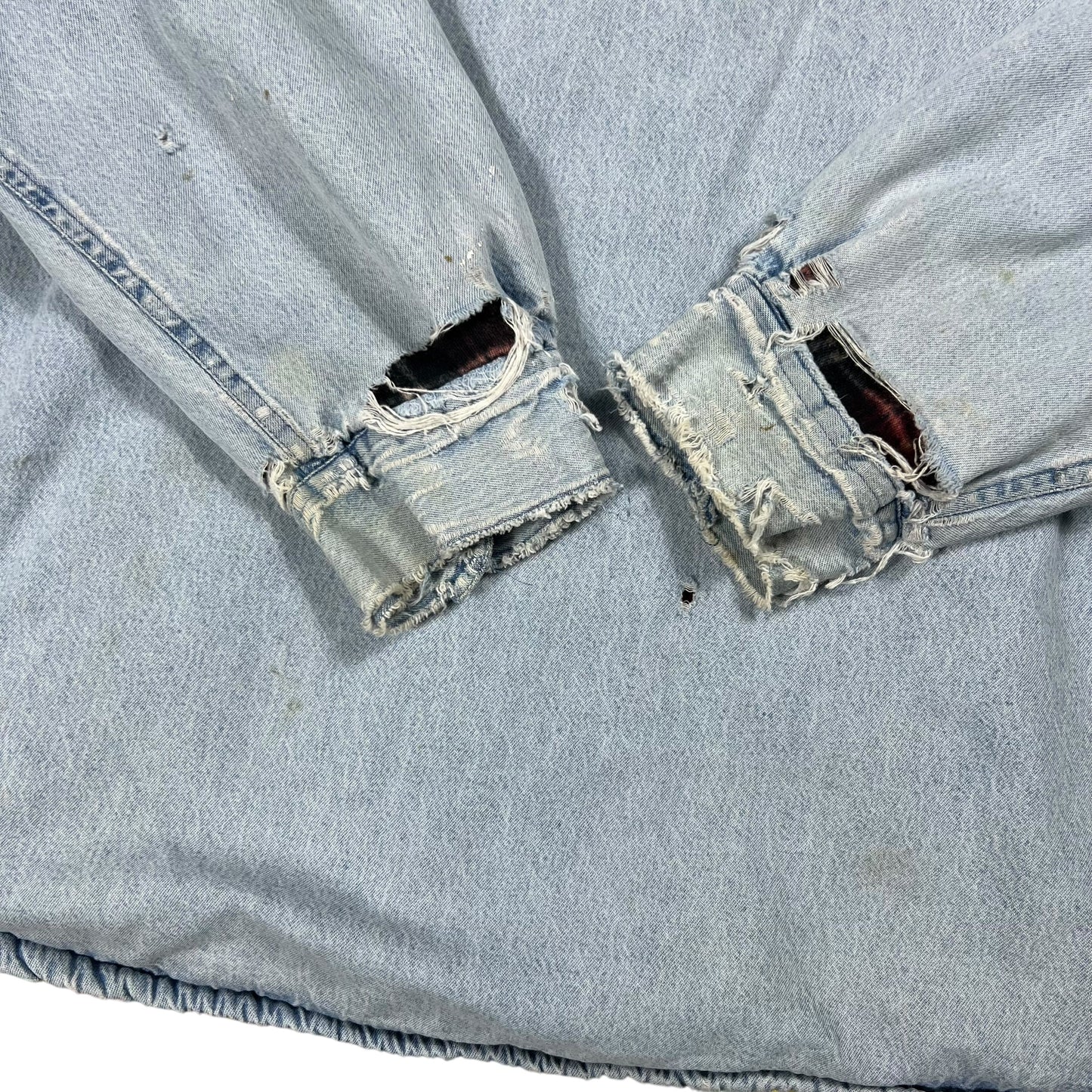 Vintage 90s Flannel Lined light denim blue distressed faded jean jacket (L)
