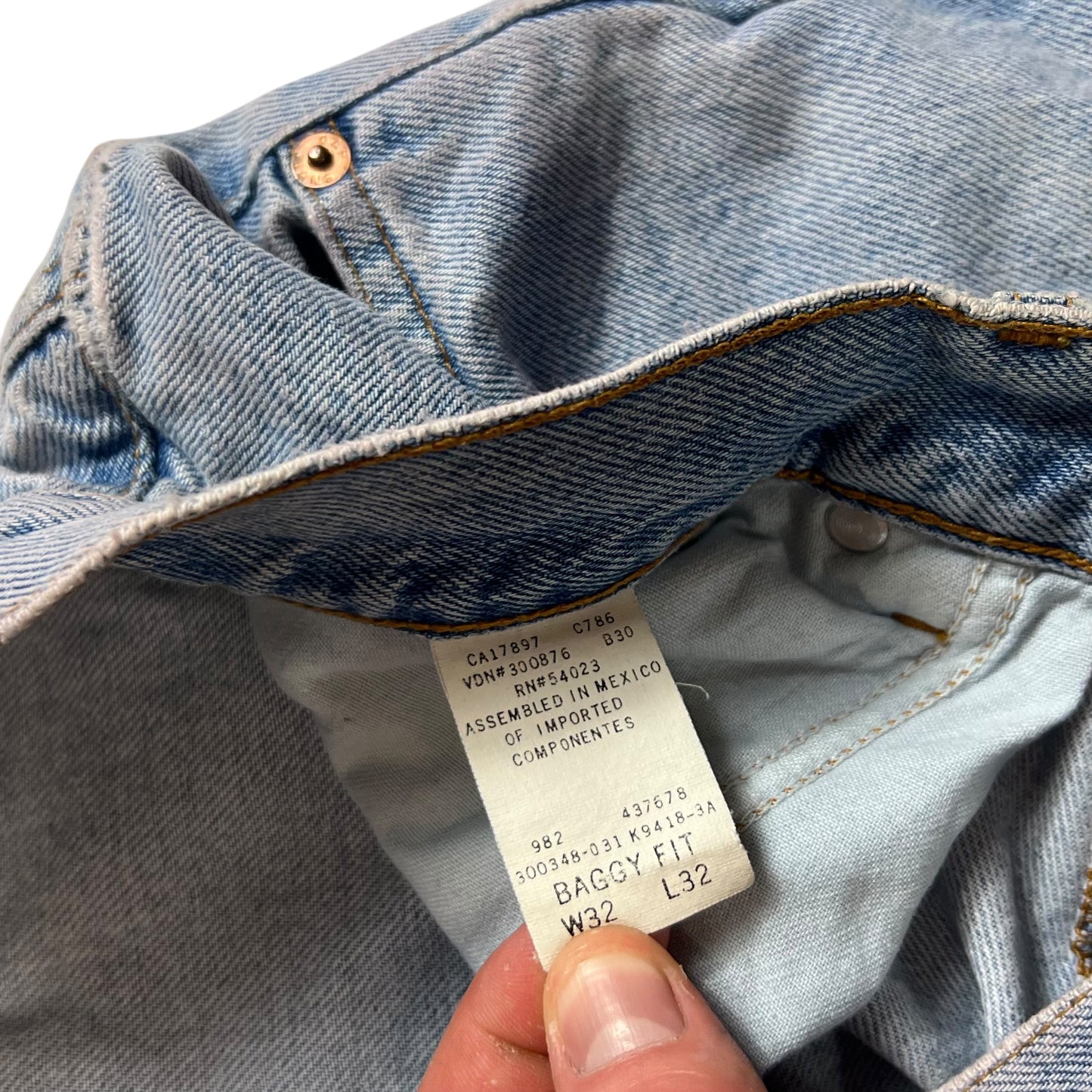 Vintage Y2K GAP baggy denim jeans (32x31)