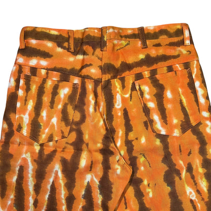 Vintage 1970s Hippie psychedelic tie dye cut off shorts (34)