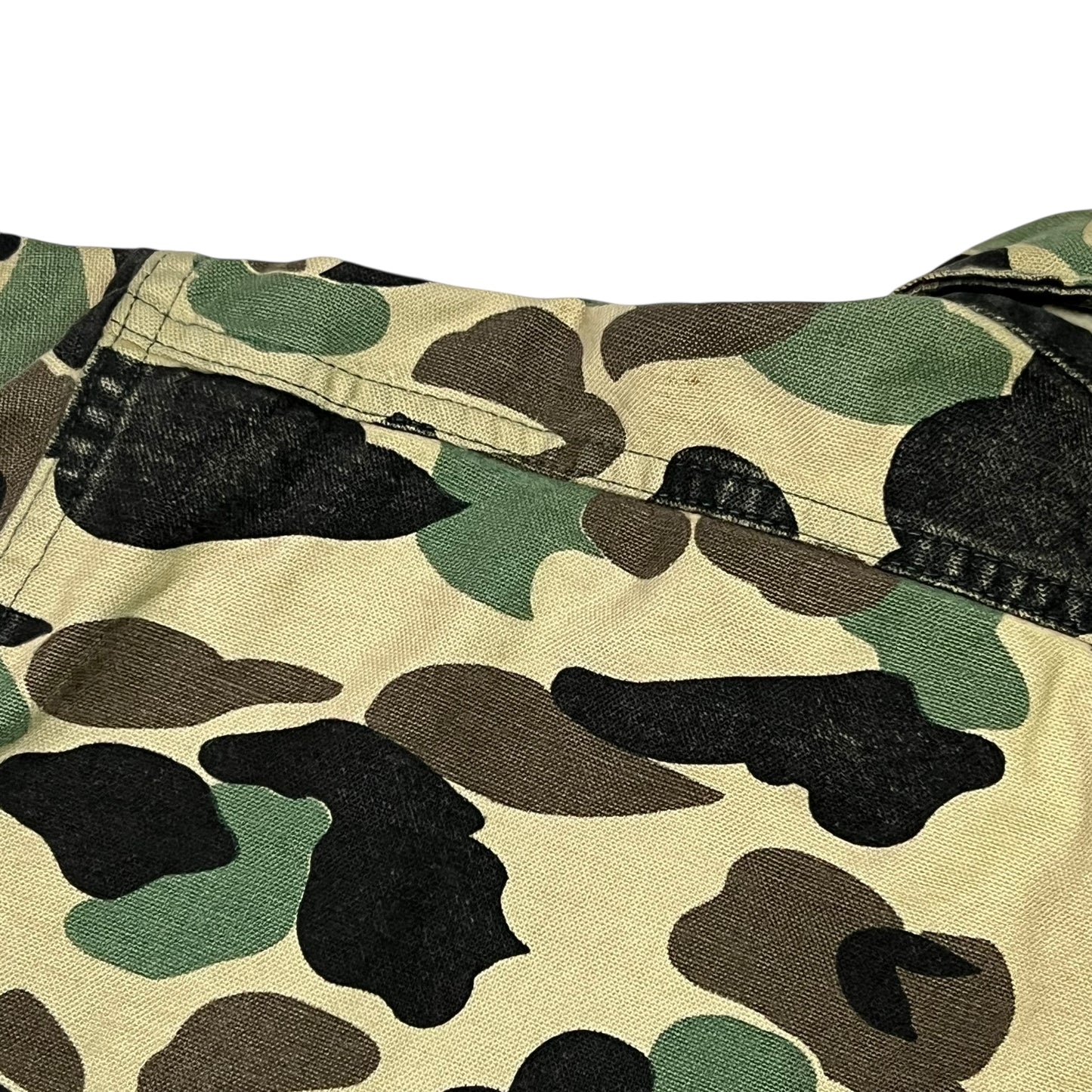 Vintage 80s Woolrich Duck Camo Chamois button up shirt (XL)