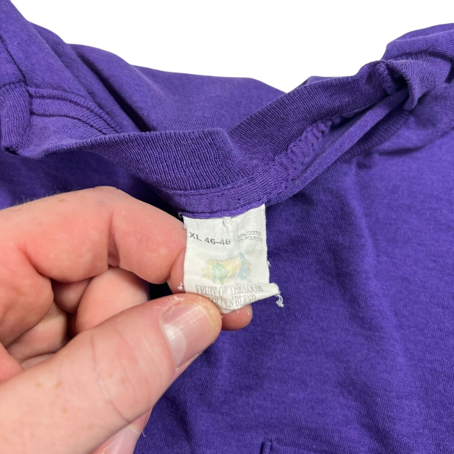 Vintage 80s Fruit of the Loom purple selvedge pocket tee (M)