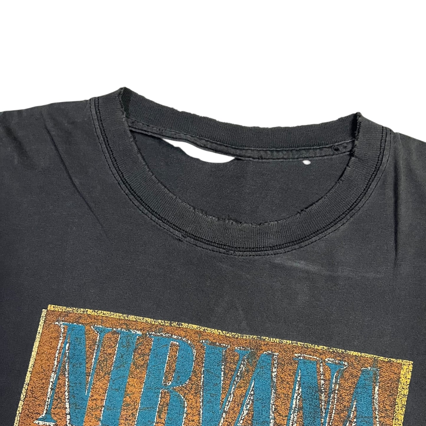 Vintage 2004 Nirvana Kurt Cobain distressed band tee (L)