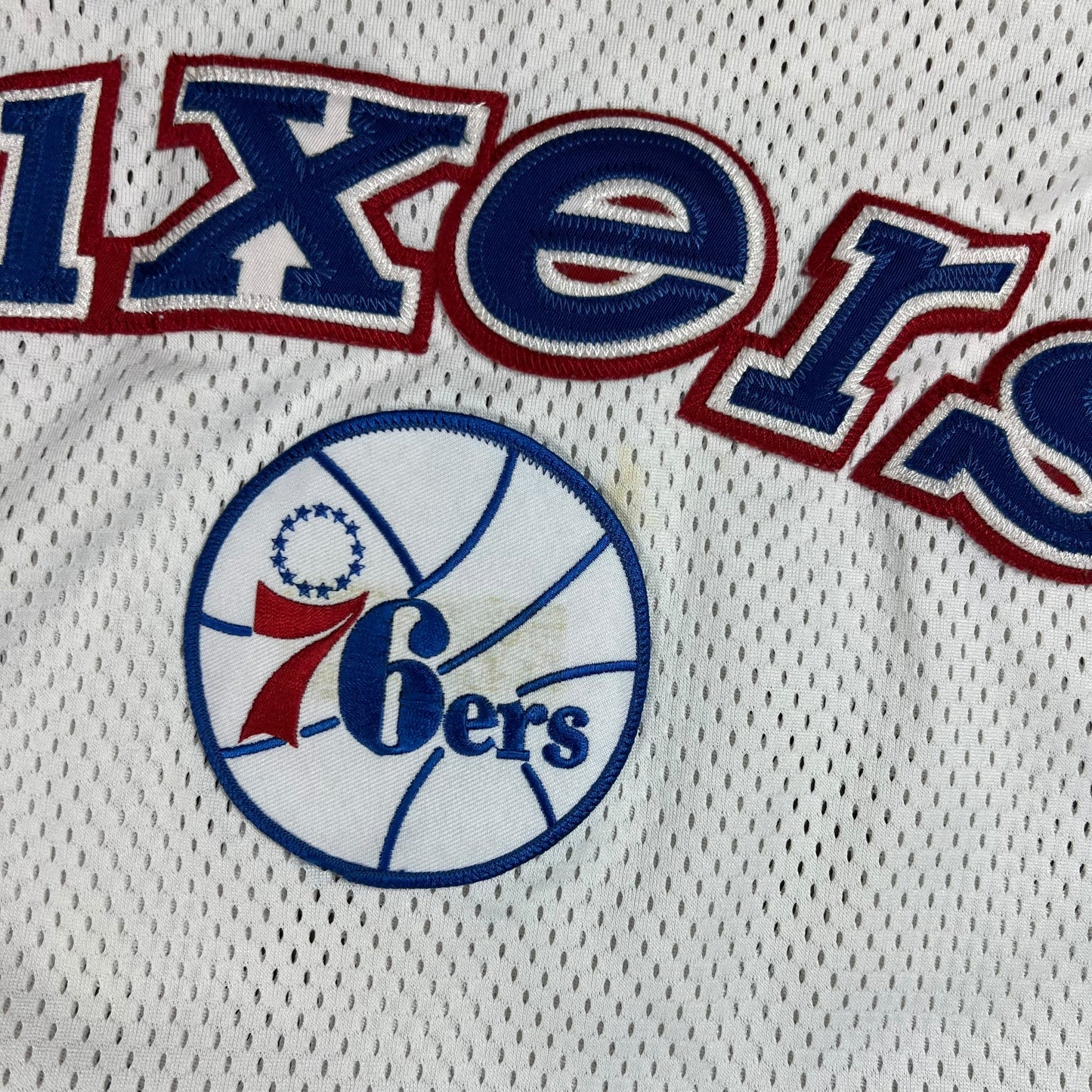 Vintage 90s Majestic Hardwood Classics Philadelphia 76ers Sixers NBA Jersey (XXL)