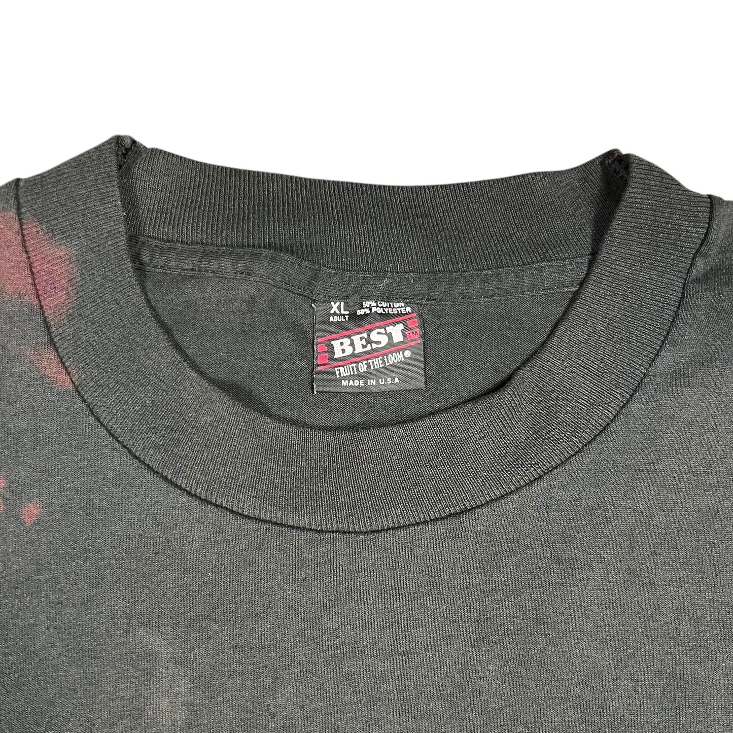 Vintage 80s “Only in America will you find a DRAFT DODGER sleeping in the White House faded tee (XL)