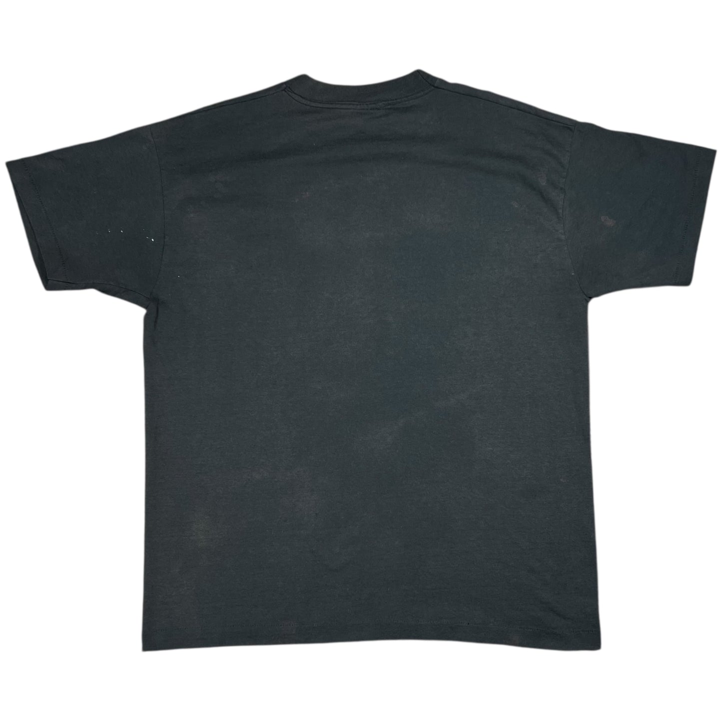 Vintage 80s “Only in America will you find a DRAFT DODGER sleeping in the White House faded tee (XL)