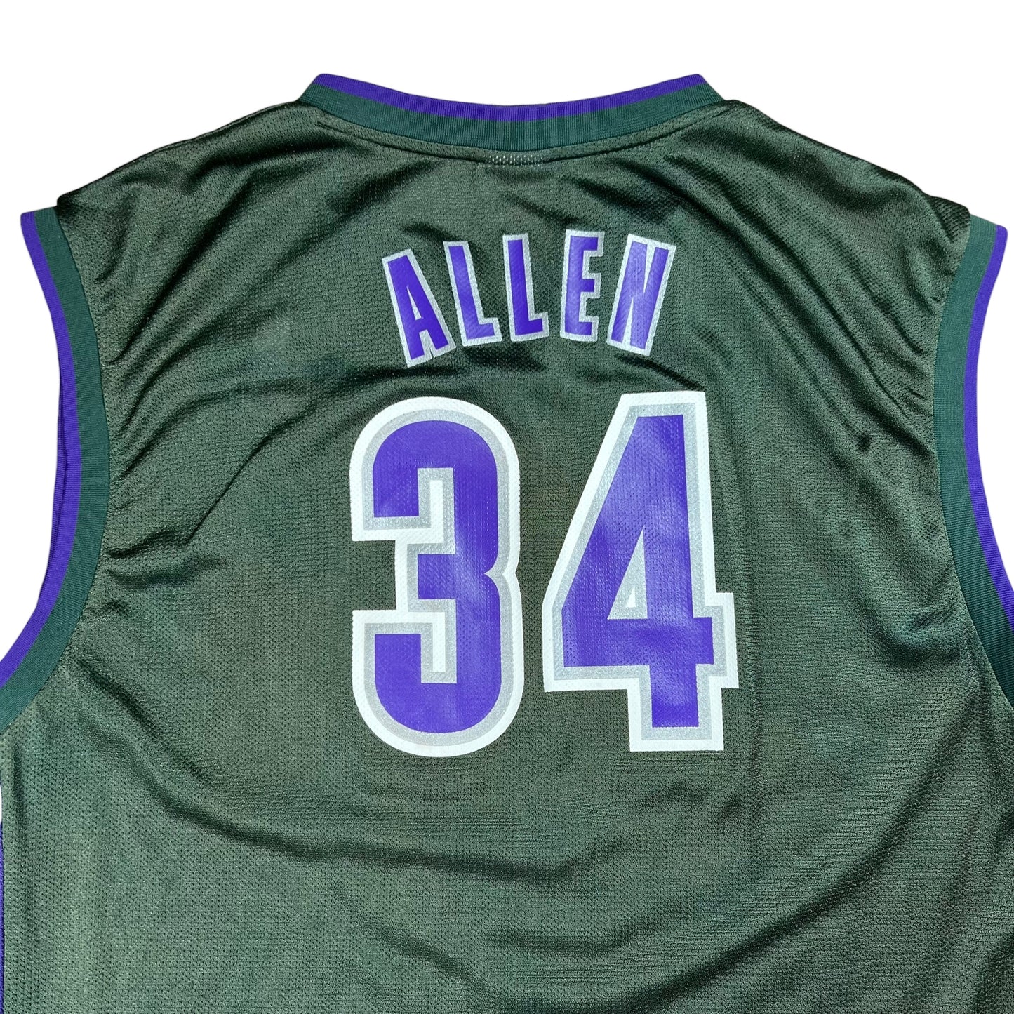 Vintage Y2K Milwaukee Bucks Ray Allen faded NBA jersey (XXL)