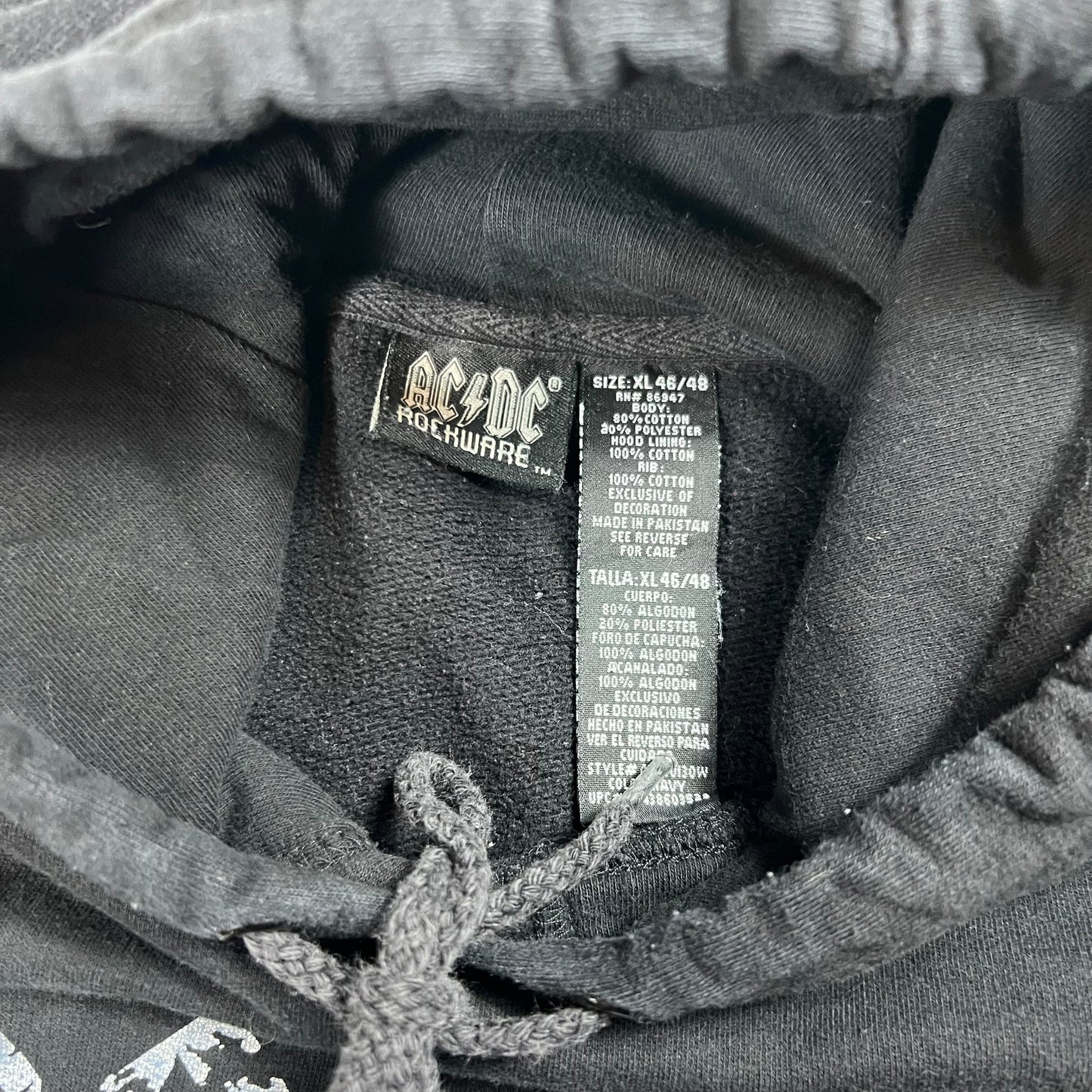 Vintage 2005 AC/DC Back in Black band hoodie (XL)