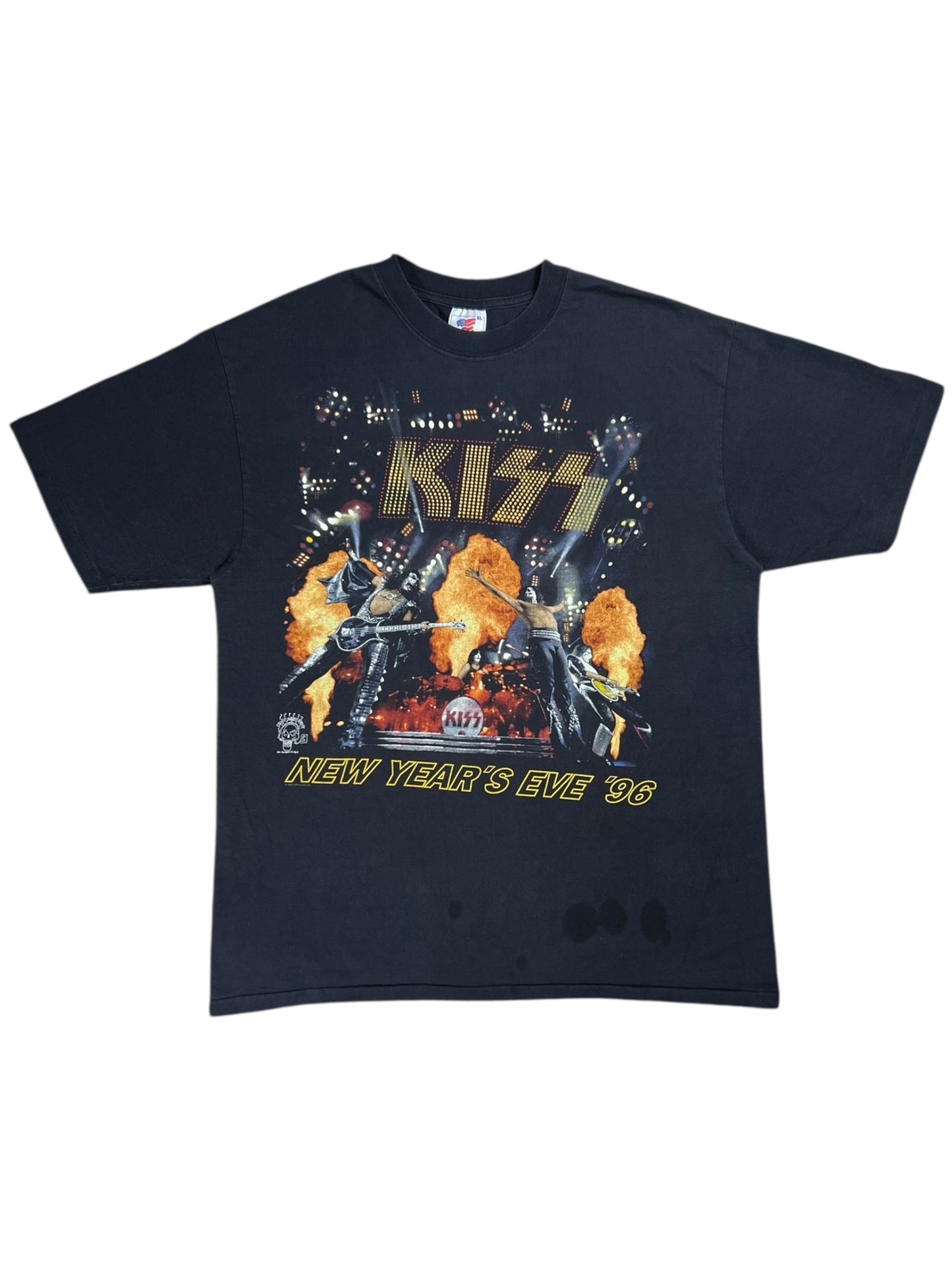 Vintage 1996 KISS New Year’s Eve Meadowlands Meltdown faded band tee (XL)