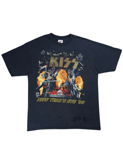 Vintage 1996 KISS New Year’s Eve Meadowlands Meltdown faded band tee (XL)